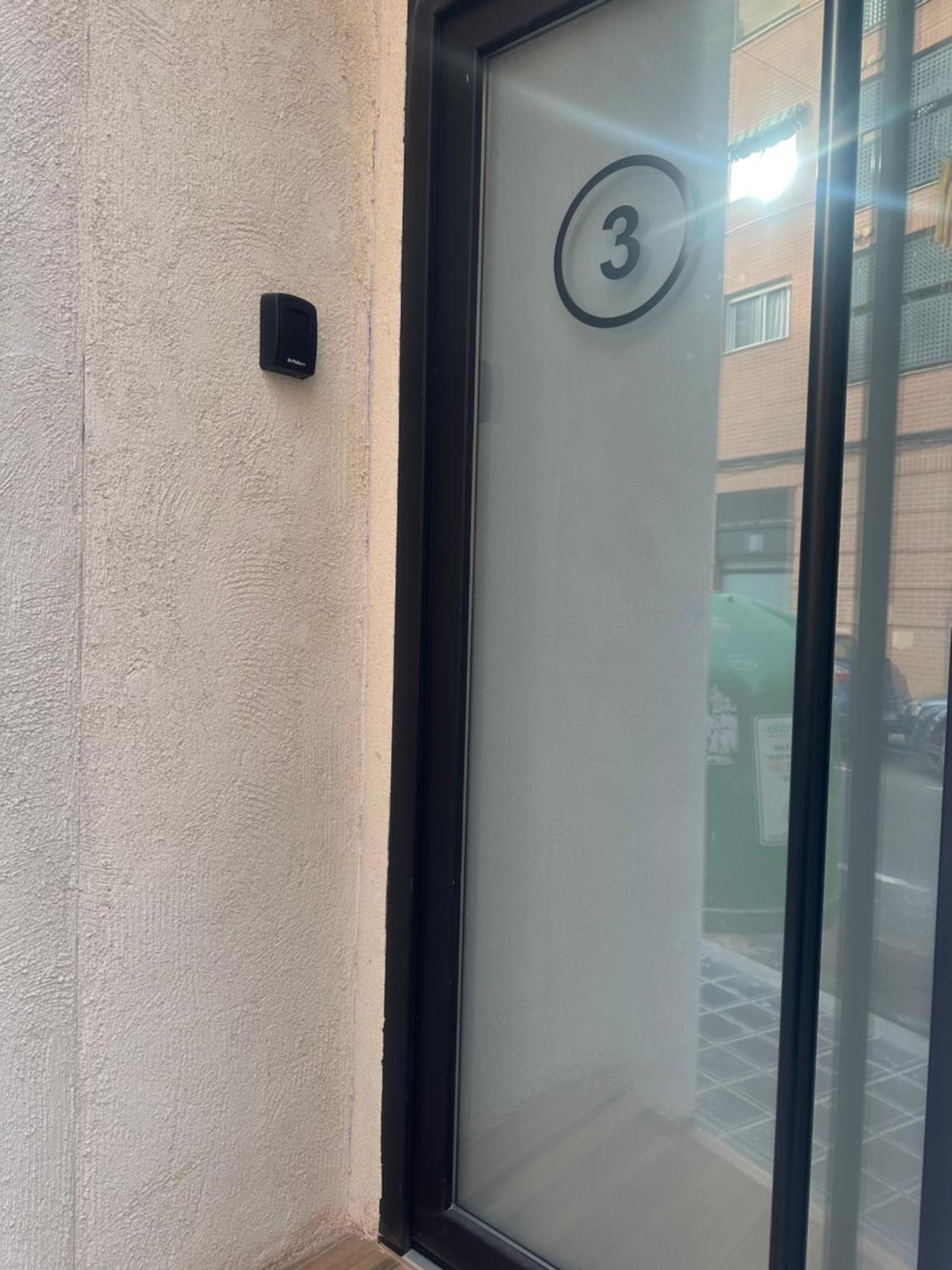 Portobeach Valencia Suites Exterior foto